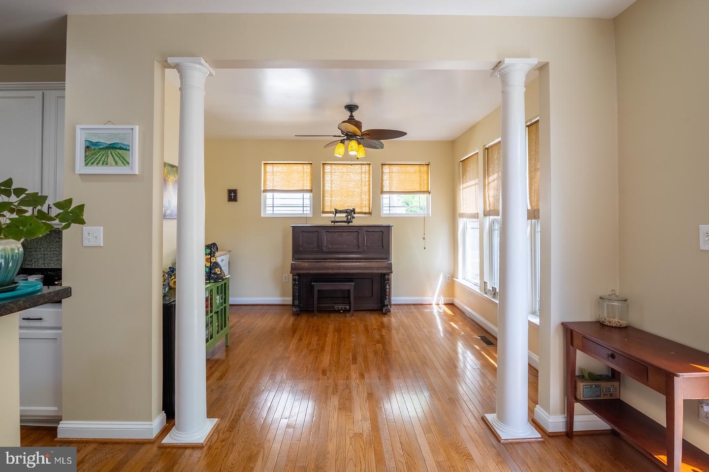 286 ARIEL DR NE, LEESBURG, Virginia 20176, 5 Bedrooms Bedrooms, ,3 BathroomsBathrooms,Residential,For sale,286 ARIEL DR NE,VALO2095148 MLS # VALO2095148