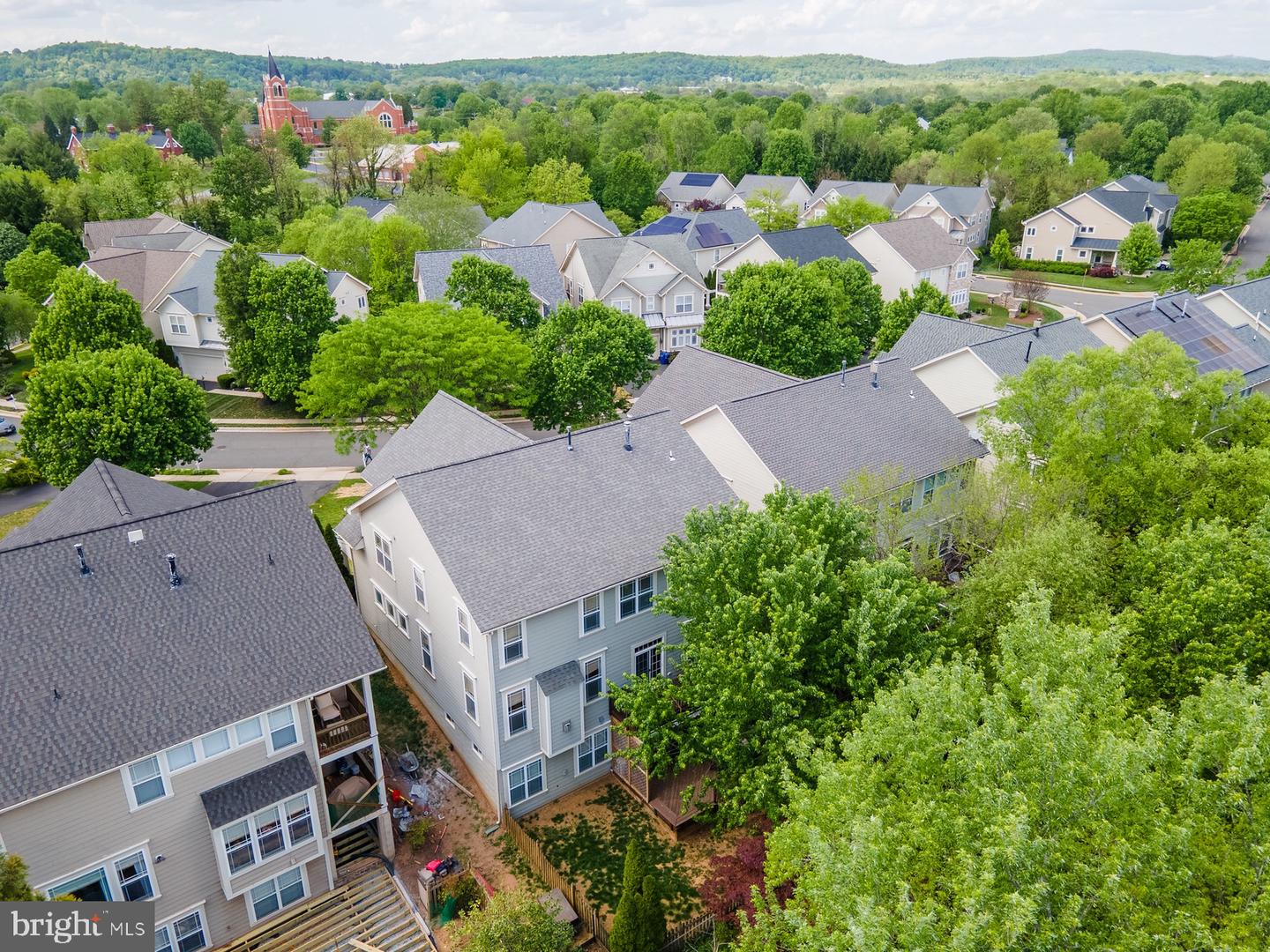 286 ARIEL DR NE, LEESBURG, Virginia 20176, 5 Bedrooms Bedrooms, ,3 BathroomsBathrooms,Residential,For sale,286 ARIEL DR NE,VALO2095148 MLS # VALO2095148