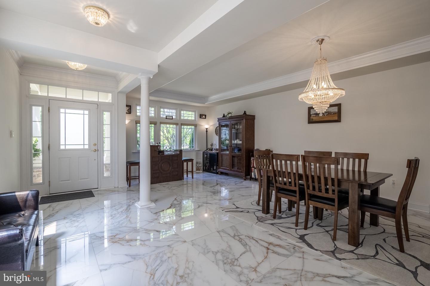 286 ARIEL DR NE, LEESBURG, Virginia 20176, 5 Bedrooms Bedrooms, ,3 BathroomsBathrooms,Residential,For sale,286 ARIEL DR NE,VALO2095148 MLS # VALO2095148