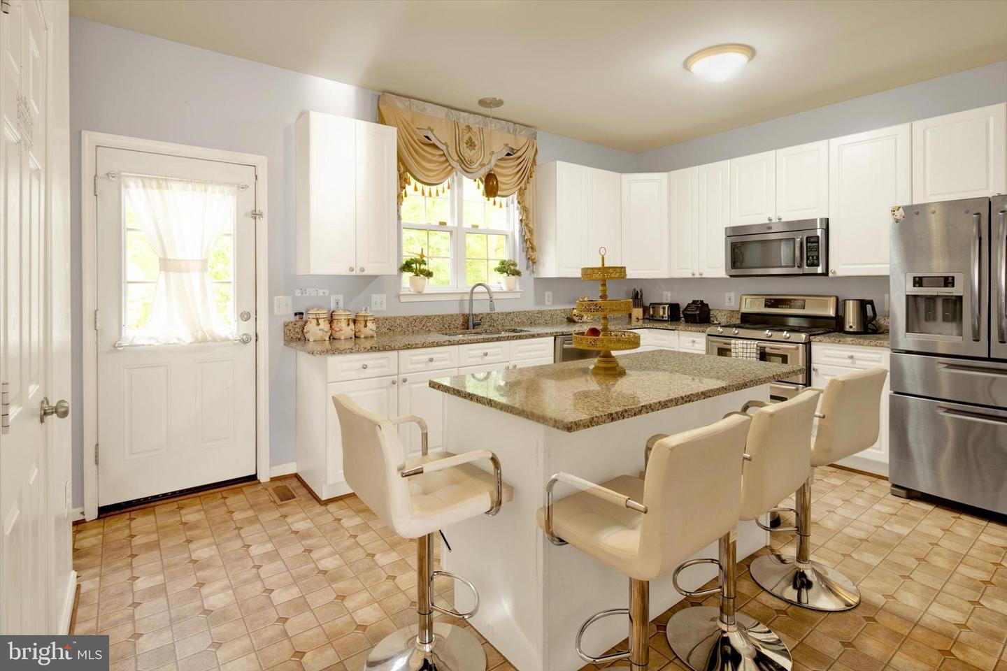 52 TOWNES PL, FREDERICKSBURG, Virginia 22405, 3 Bedrooms Bedrooms, ,2 BathroomsBathrooms,Residential,For sale,52 TOWNES PL,VAST2038376 MLS # VAST2038376
