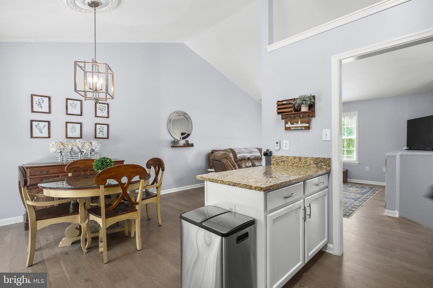 6 GREENLAND CT, FREDERICKSBURG, Virginia 22405, 5 Bedrooms Bedrooms, 8 Rooms Rooms,3 BathroomsBathrooms,Residential,For sale,6 GREENLAND CT,VAST2038378 MLS # VAST2038378
