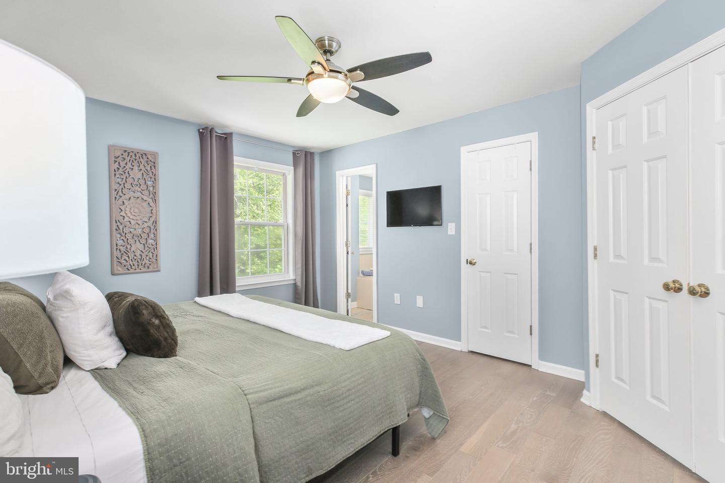 6 GREENLAND CT, FREDERICKSBURG, Virginia 22405, 5 Bedrooms Bedrooms, 8 Rooms Rooms,3 BathroomsBathrooms,Residential,For sale,6 GREENLAND CT,VAST2038378 MLS # VAST2038378