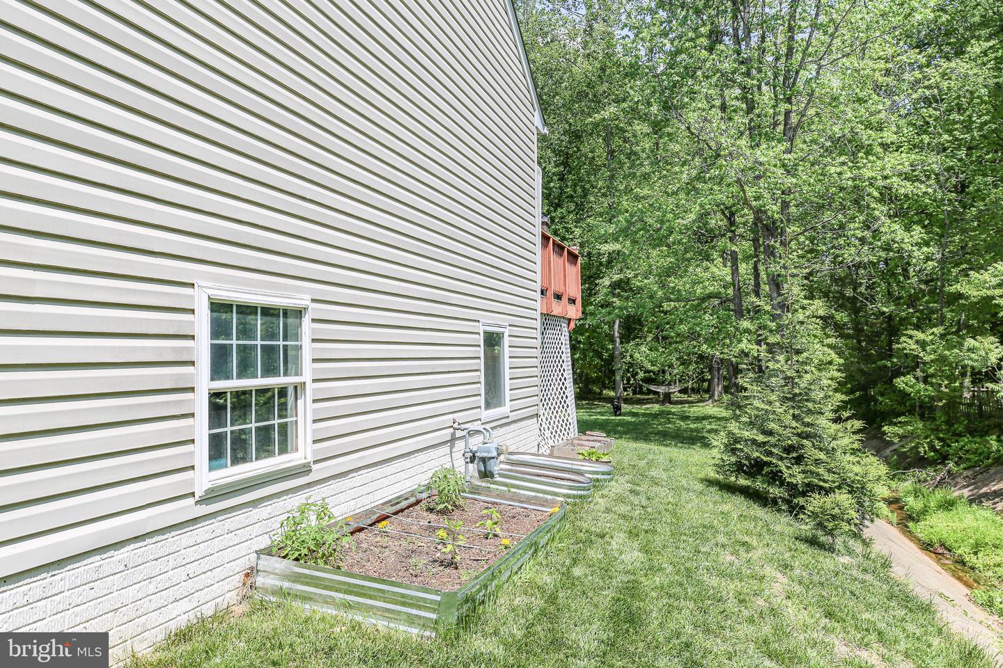 6 GREENLAND CT, FREDERICKSBURG, Virginia 22405, 5 Bedrooms Bedrooms, 8 Rooms Rooms,3 BathroomsBathrooms,Residential,For sale,6 GREENLAND CT,VAST2038378 MLS # VAST2038378
