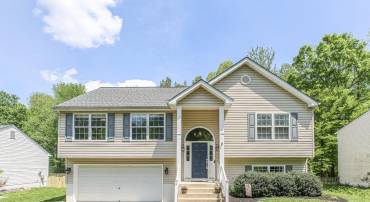 6 GREENLAND CT, FREDERICKSBURG, Virginia 22405, 5 Bedrooms Bedrooms, 8 Rooms Rooms,3 BathroomsBathrooms,Residential,For sale,6 GREENLAND CT,VAST2038378 MLS # VAST2038378