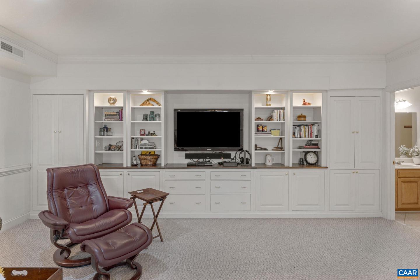 2309 HARTLAND CT, CHARLOTTESVILLE, Virginia 22911, 4 Bedrooms Bedrooms, ,4 BathroomsBathrooms,Residential,For sale,2309 HARTLAND CT,663905 MLS # 663905