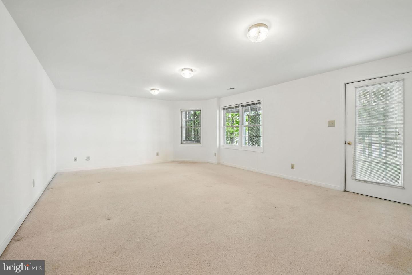 11217 FIELD CIR, SPOTSYLVANIA, Virginia 22551, 5 Bedrooms Bedrooms, ,3 BathroomsBathrooms,Residential,For sale,11217 FIELD CIR,VASP2032672 MLS # VASP2032672