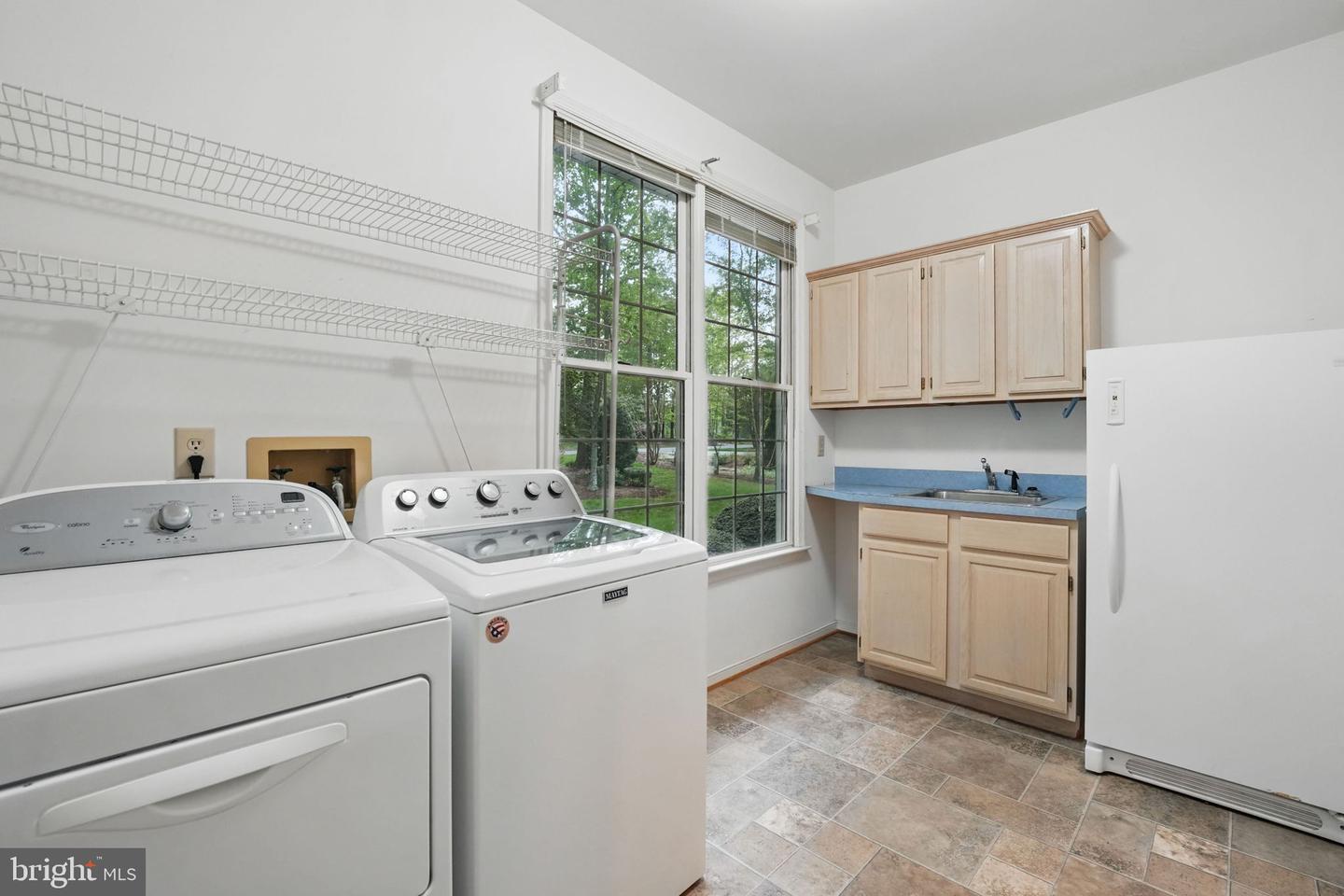 11217 FIELD CIR, SPOTSYLVANIA, Virginia 22551, 5 Bedrooms Bedrooms, ,3 BathroomsBathrooms,Residential,For sale,11217 FIELD CIR,VASP2032672 MLS # VASP2032672