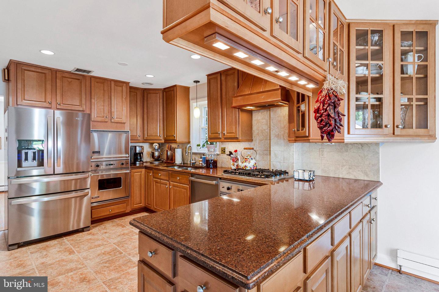 6211 LANGSTON BLVD, ARLINGTON, Virginia 22205, 5 Bedrooms Bedrooms, ,3 BathroomsBathrooms,Residential,For sale,6211 LANGSTON BLVD,VAAR2056826 MLS # VAAR2056826