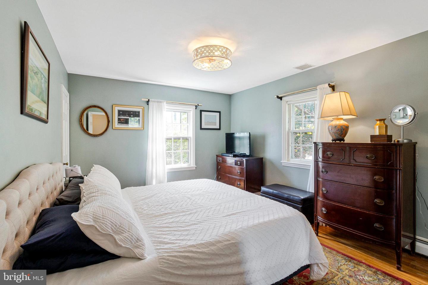 6211 LANGSTON BLVD, ARLINGTON, Virginia 22205, 5 Bedrooms Bedrooms, ,3 BathroomsBathrooms,Residential,For sale,6211 LANGSTON BLVD,VAAR2056826 MLS # VAAR2056826