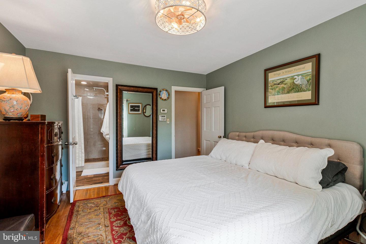 6211 LANGSTON BLVD, ARLINGTON, Virginia 22205, 5 Bedrooms Bedrooms, ,3 BathroomsBathrooms,Residential,For sale,6211 LANGSTON BLVD,VAAR2056826 MLS # VAAR2056826