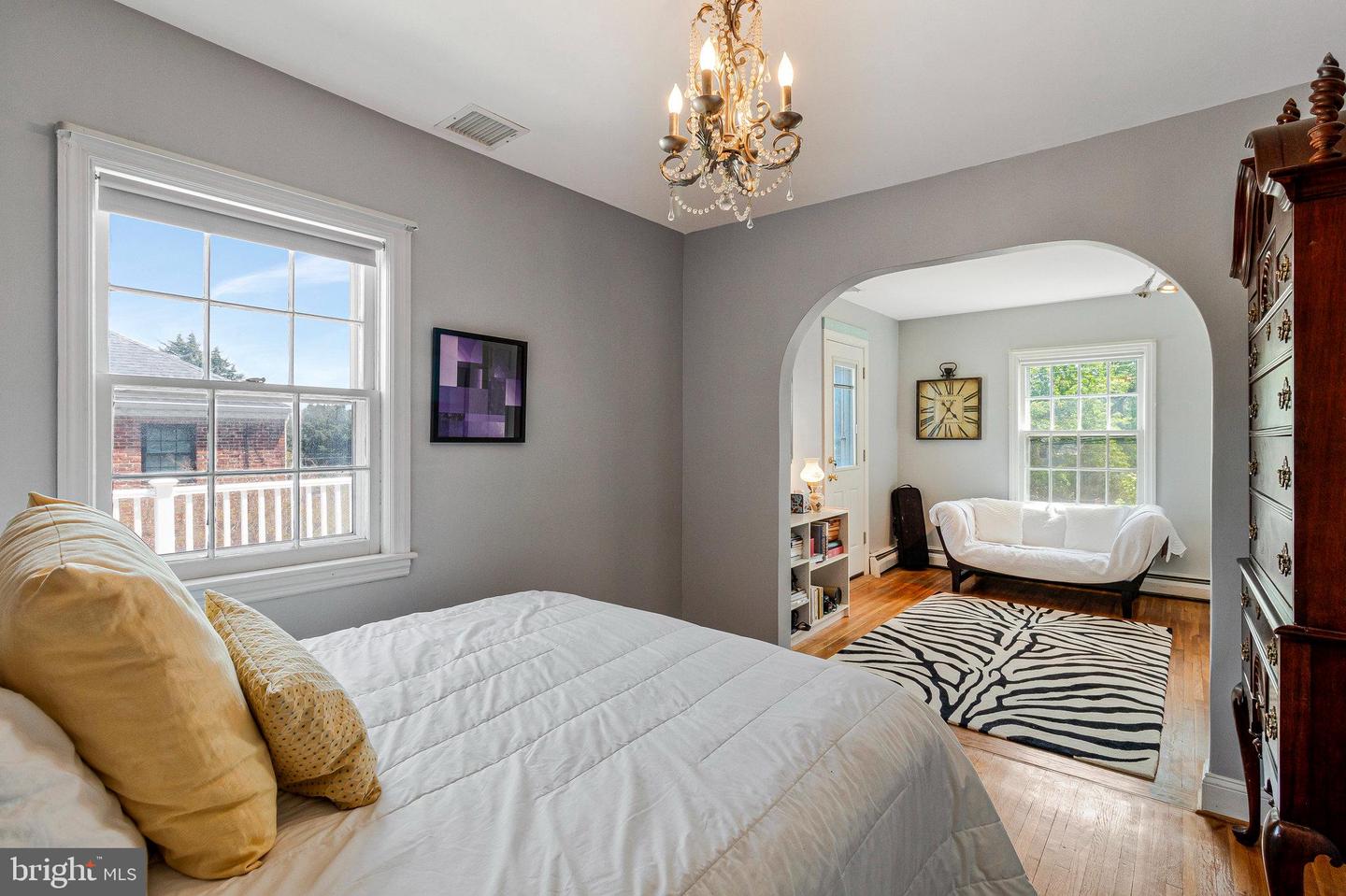 6211 LANGSTON BLVD, ARLINGTON, Virginia 22205, 5 Bedrooms Bedrooms, ,3 BathroomsBathrooms,Residential,For sale,6211 LANGSTON BLVD,VAAR2056826 MLS # VAAR2056826