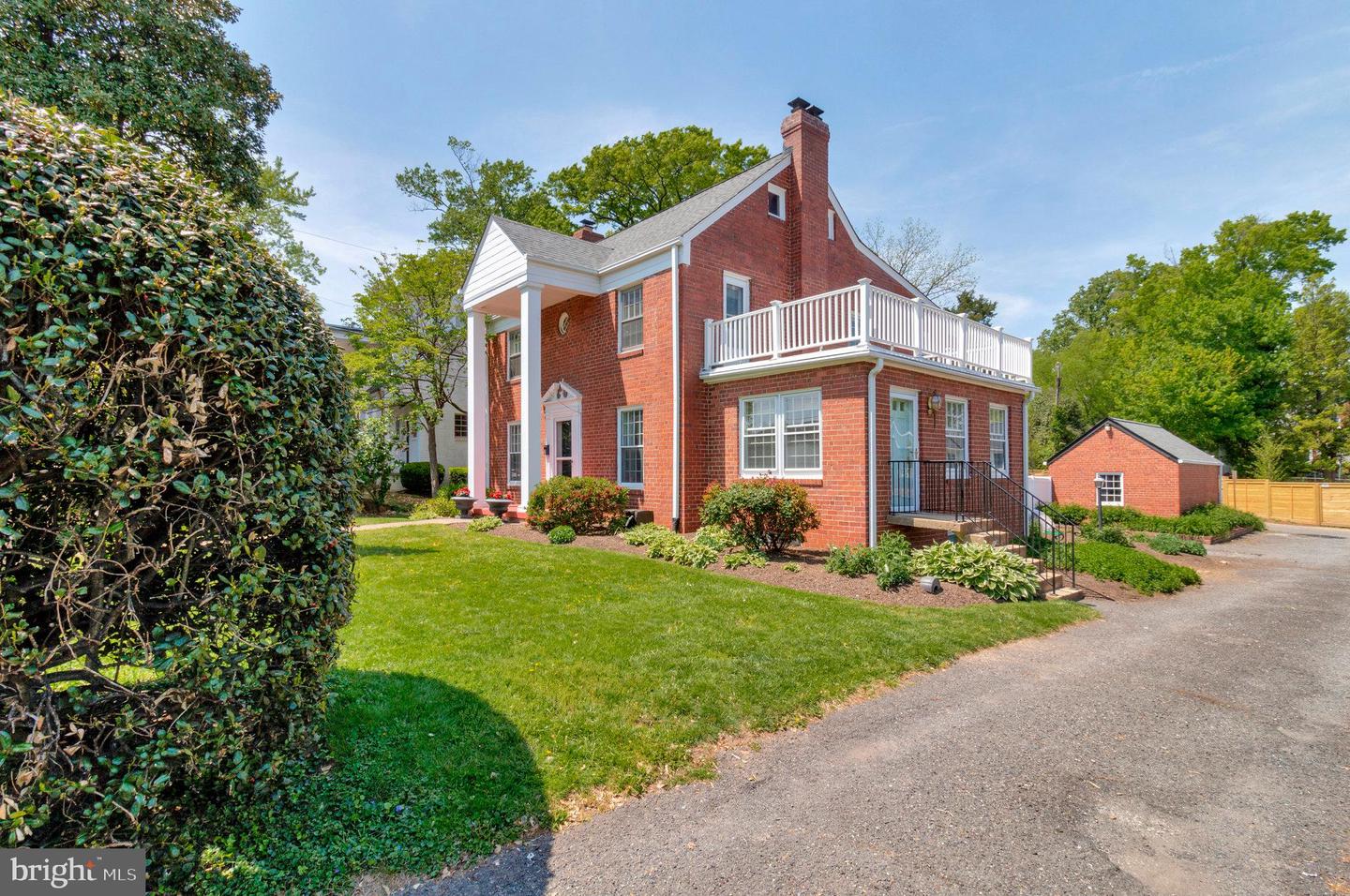 6211 LANGSTON BLVD, ARLINGTON, Virginia 22205, 5 Bedrooms Bedrooms, ,3 BathroomsBathrooms,Residential,For sale,6211 LANGSTON BLVD,VAAR2056826 MLS # VAAR2056826