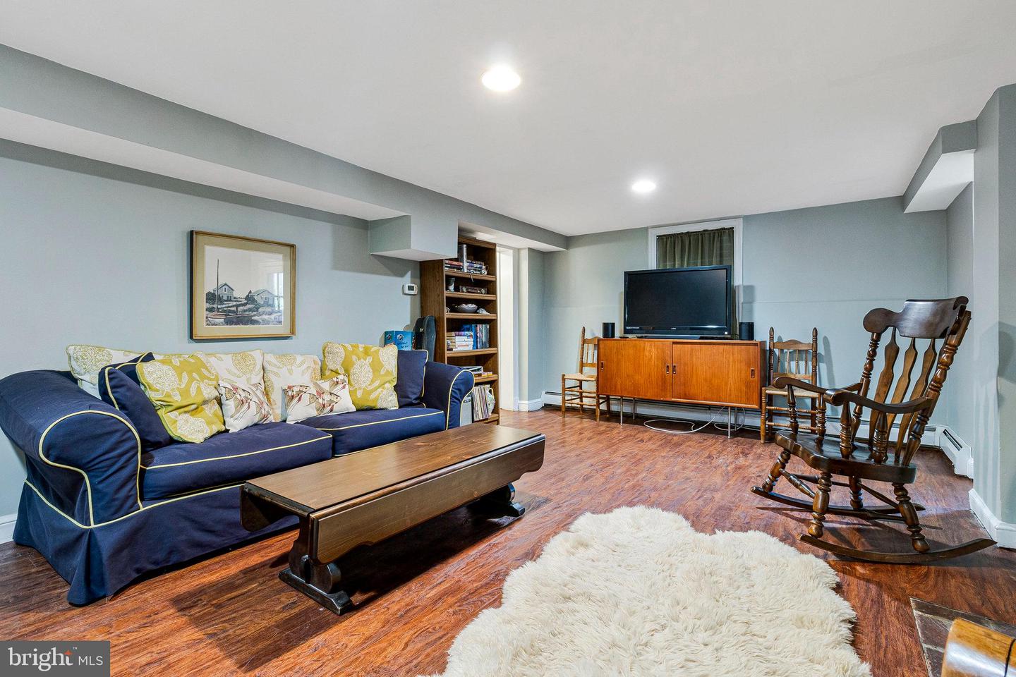 6211 LANGSTON BLVD, ARLINGTON, Virginia 22205, 5 Bedrooms Bedrooms, ,3 BathroomsBathrooms,Residential,For sale,6211 LANGSTON BLVD,VAAR2056826 MLS # VAAR2056826