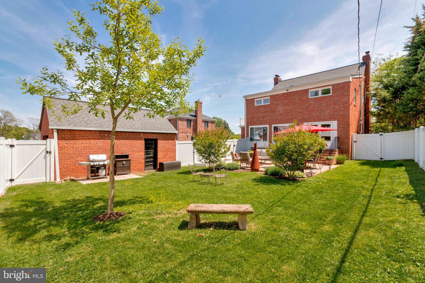 6211 LANGSTON BLVD, ARLINGTON, Virginia 22205, 5 Bedrooms Bedrooms, ,3 BathroomsBathrooms,Residential,For sale,6211 LANGSTON BLVD,VAAR2056826 MLS # VAAR2056826
