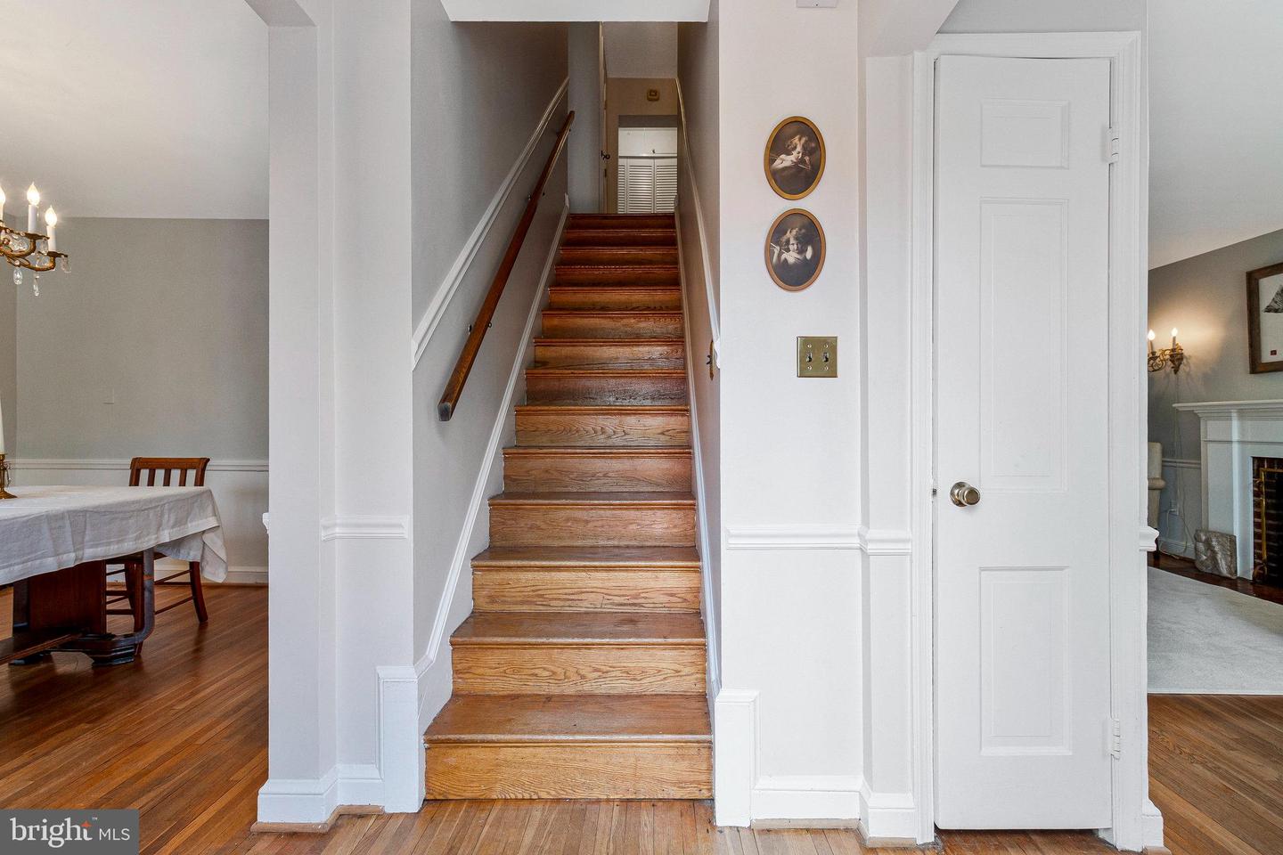 6211 LANGSTON BLVD, ARLINGTON, Virginia 22205, 5 Bedrooms Bedrooms, ,3 BathroomsBathrooms,Residential,For sale,6211 LANGSTON BLVD,VAAR2056826 MLS # VAAR2056826