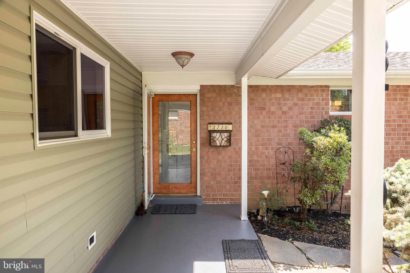 8716 KENILWORTH DR, SPRINGFIELD, Virginia 22151, 3 Bedrooms Bedrooms, ,2 BathroomsBathrooms,Residential,For sale,8716 KENILWORTH DR,VAFX2237824 MLS # VAFX2237824