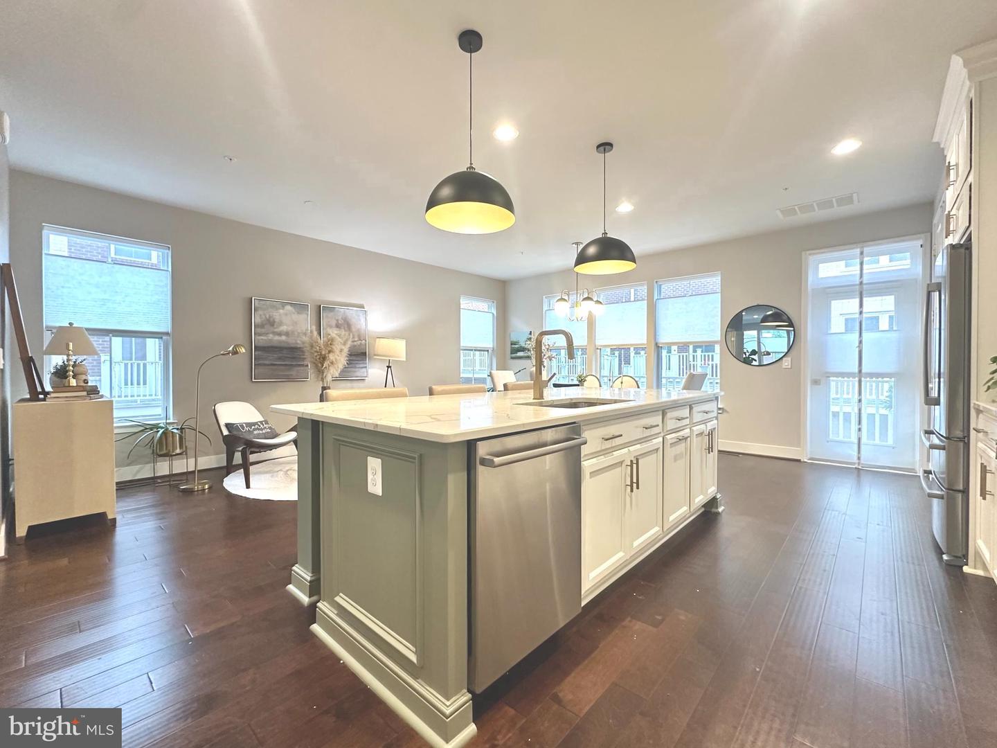11698 SUNRISE SQUARE PL, RESTON, Virginia 20191, 5 Bedrooms Bedrooms, ,4 BathroomsBathrooms,Residential,For sale,11698 SUNRISE SQUARE PL,VAFX2237612 MLS # VAFX2237612