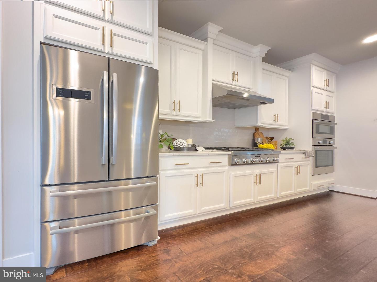 11698 SUNRISE SQUARE PL, RESTON, Virginia 20191, 5 Bedrooms Bedrooms, ,4 BathroomsBathrooms,Residential,For sale,11698 SUNRISE SQUARE PL,VAFX2237612 MLS # VAFX2237612