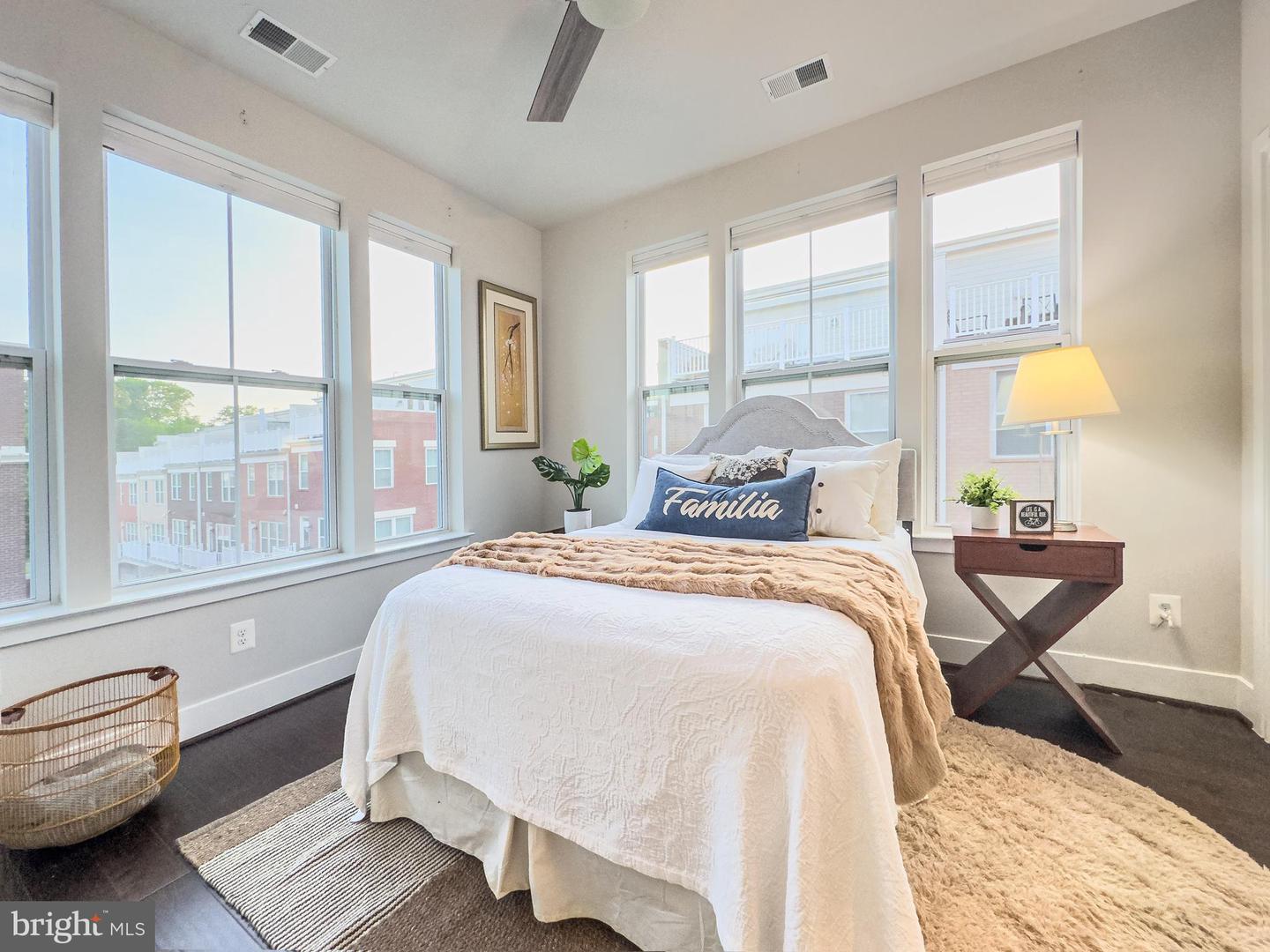 11698 SUNRISE SQUARE PL, RESTON, Virginia 20191, 5 Bedrooms Bedrooms, ,4 BathroomsBathrooms,Residential,For sale,11698 SUNRISE SQUARE PL,VAFX2237612 MLS # VAFX2237612