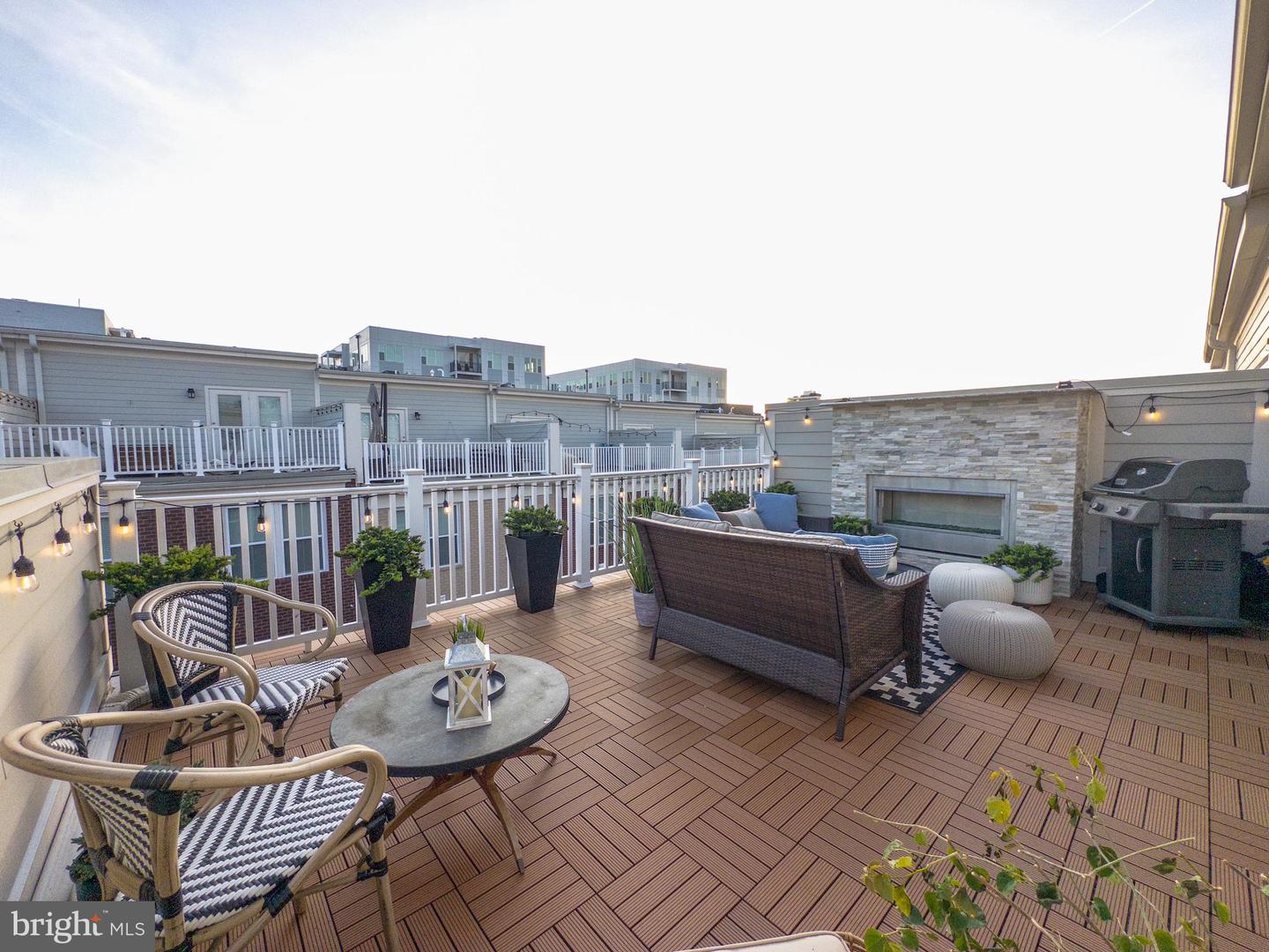 11698 SUNRISE SQUARE PL, RESTON, Virginia 20191, 5 Bedrooms Bedrooms, ,4 BathroomsBathrooms,Residential,For sale,11698 SUNRISE SQUARE PL,VAFX2237612 MLS # VAFX2237612