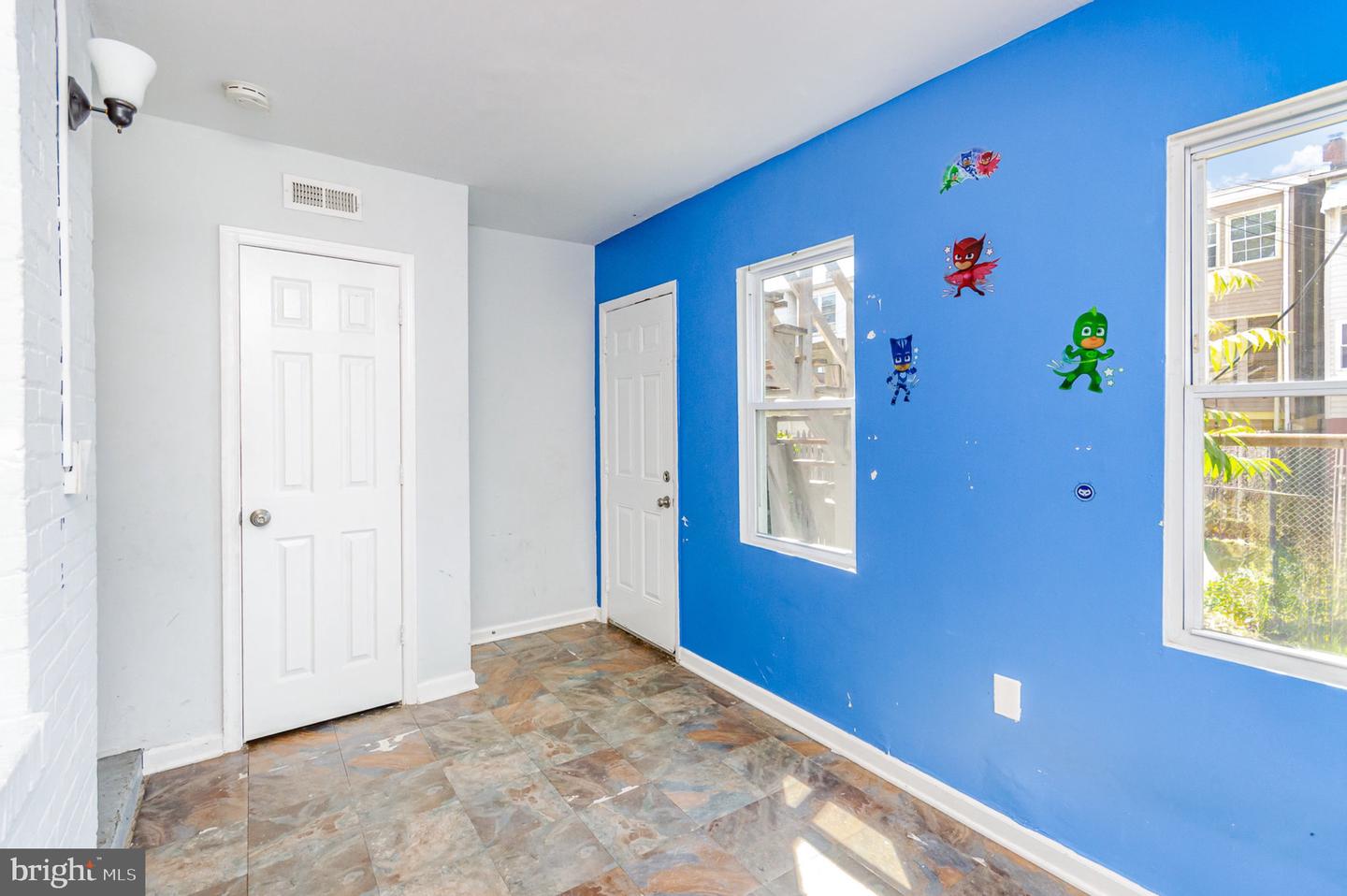 1435 S ST SE, WASHINGTON, District Of Columbia 20020, 2 Bedrooms Bedrooms, ,2 BathroomsBathrooms,Residential,For sale,1435 S ST SE,DCDC2198316 MLS # DCDC2198316