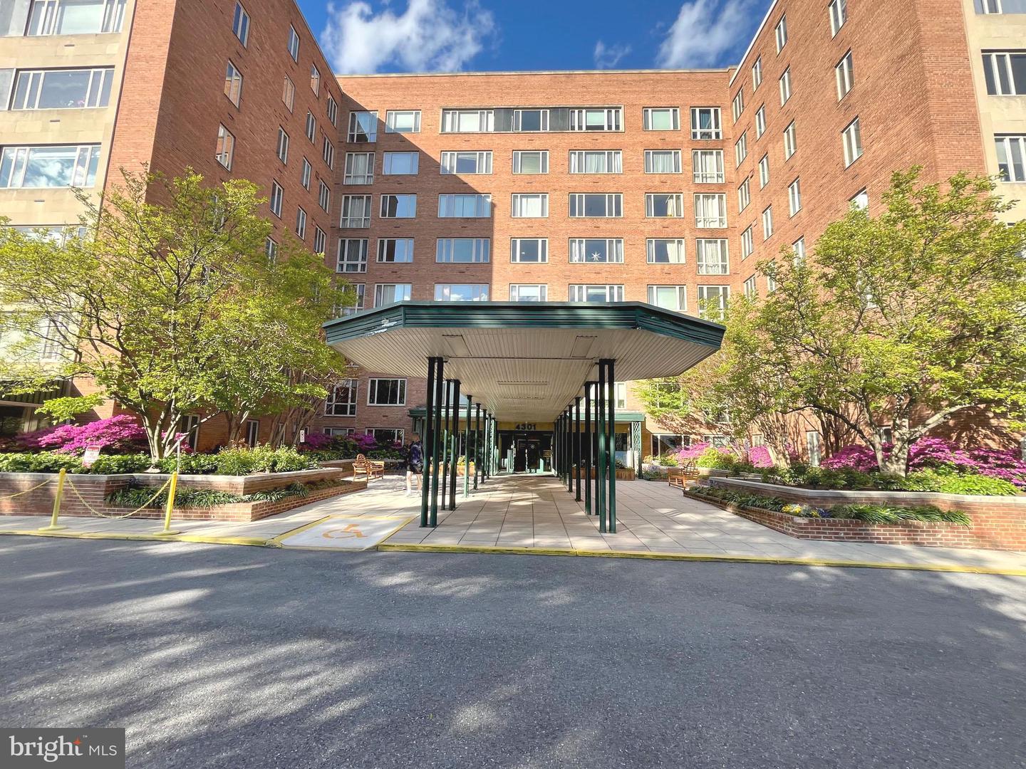 4301 NW MASSACHUSETTS AVE NW #5012, WASHINGTON, District Of Columbia 20016, 2 Bedrooms Bedrooms, ,2 BathroomsBathrooms,Residential,For sale,4301 NW MASSACHUSETTS AVE NW #5012,DCDC2198140 MLS # DCDC2198140