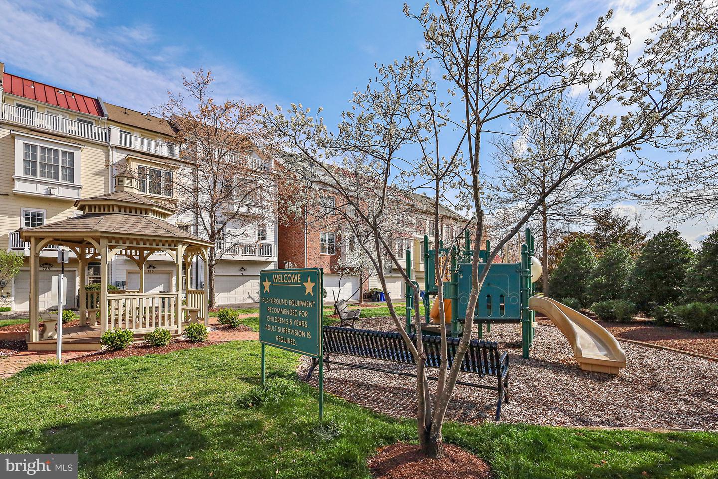 1630 W ABINGDON DR #102, ALEXANDRIA, Virginia 22314, 1 Bedroom Bedrooms, ,1 BathroomBathrooms,Residential,For sale,1630 W ABINGDON DR #102,VAAX2044760 MLS # VAAX2044760