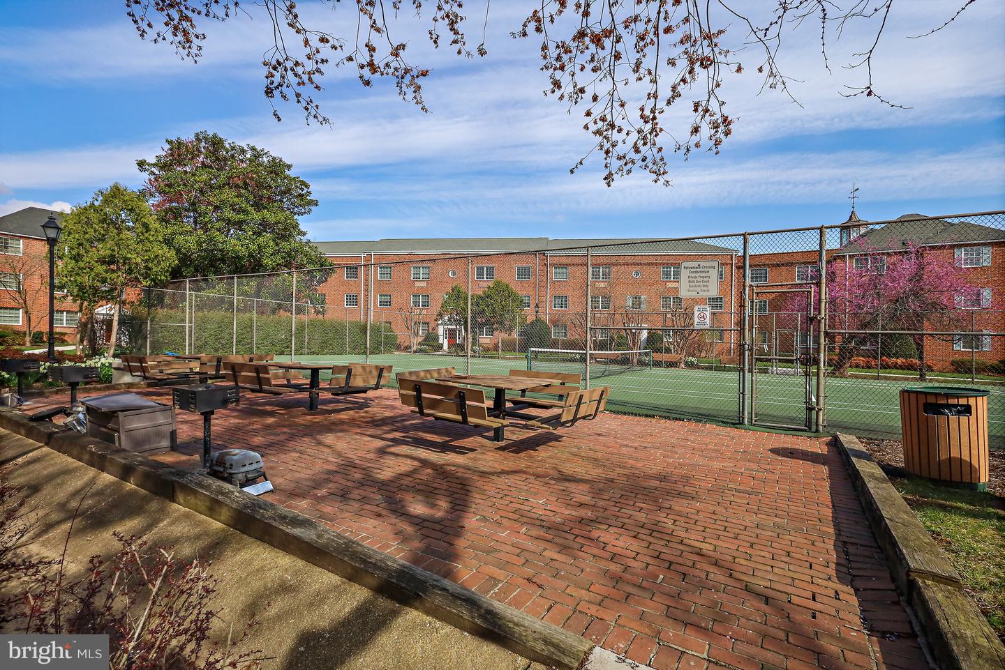 1630 W ABINGDON DR #102, ALEXANDRIA, Virginia 22314, 1 Bedroom Bedrooms, ,1 BathroomBathrooms,Residential,For sale,1630 W ABINGDON DR #102,VAAX2044760 MLS # VAAX2044760