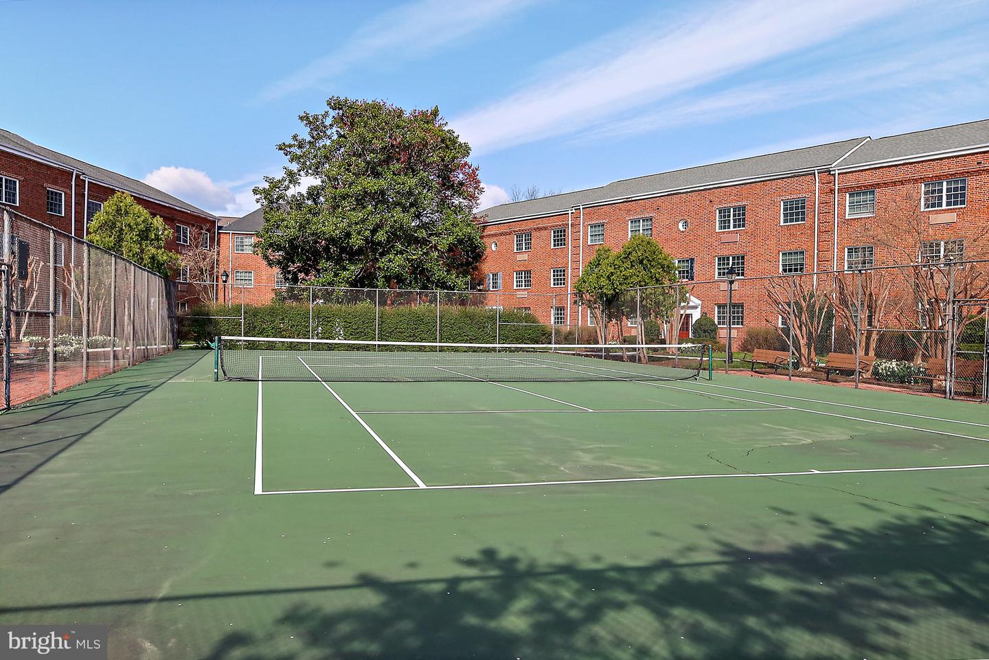1630 W ABINGDON DR #102, ALEXANDRIA, Virginia 22314, 1 Bedroom Bedrooms, ,1 BathroomBathrooms,Residential,For sale,1630 W ABINGDON DR #102,VAAX2044760 MLS # VAAX2044760