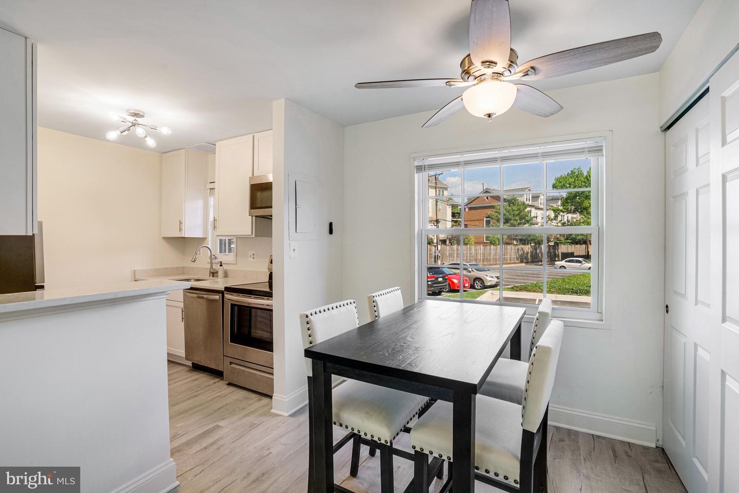 1630 W ABINGDON DR #102, ALEXANDRIA, Virginia 22314, 1 Bedroom Bedrooms, ,1 BathroomBathrooms,Residential,For sale,1630 W ABINGDON DR #102,VAAX2044760 MLS # VAAX2044760