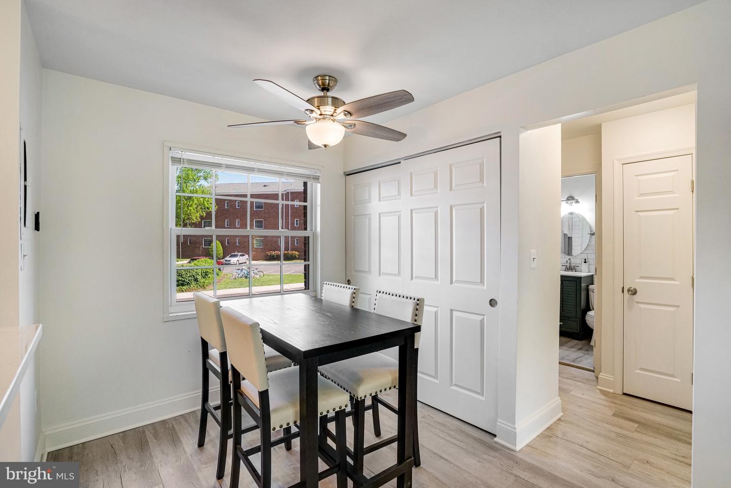 1630 W ABINGDON DR #102, ALEXANDRIA, Virginia 22314, 1 Bedroom Bedrooms, ,1 BathroomBathrooms,Residential,For sale,1630 W ABINGDON DR #102,VAAX2044760 MLS # VAAX2044760