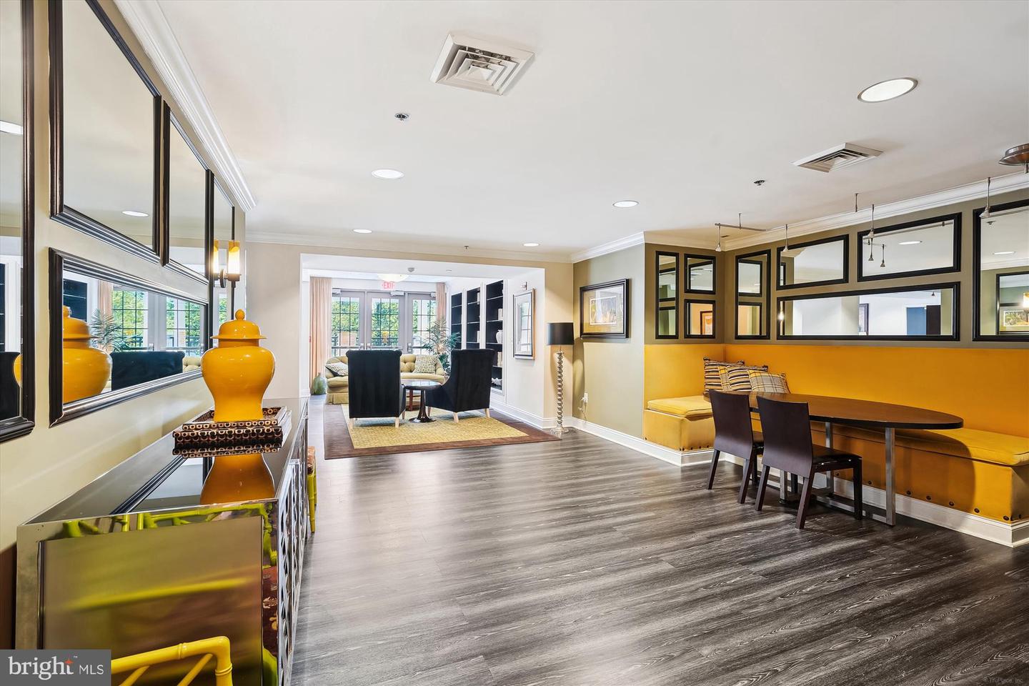 485 HARBOR SIDE ST #411, WOODBRIDGE, Virginia 22191, 2 Bedrooms Bedrooms, ,2 BathroomsBathrooms,Residential,For sale,485 HARBOR SIDE ST #411,VAPW2093480 MLS # VAPW2093480