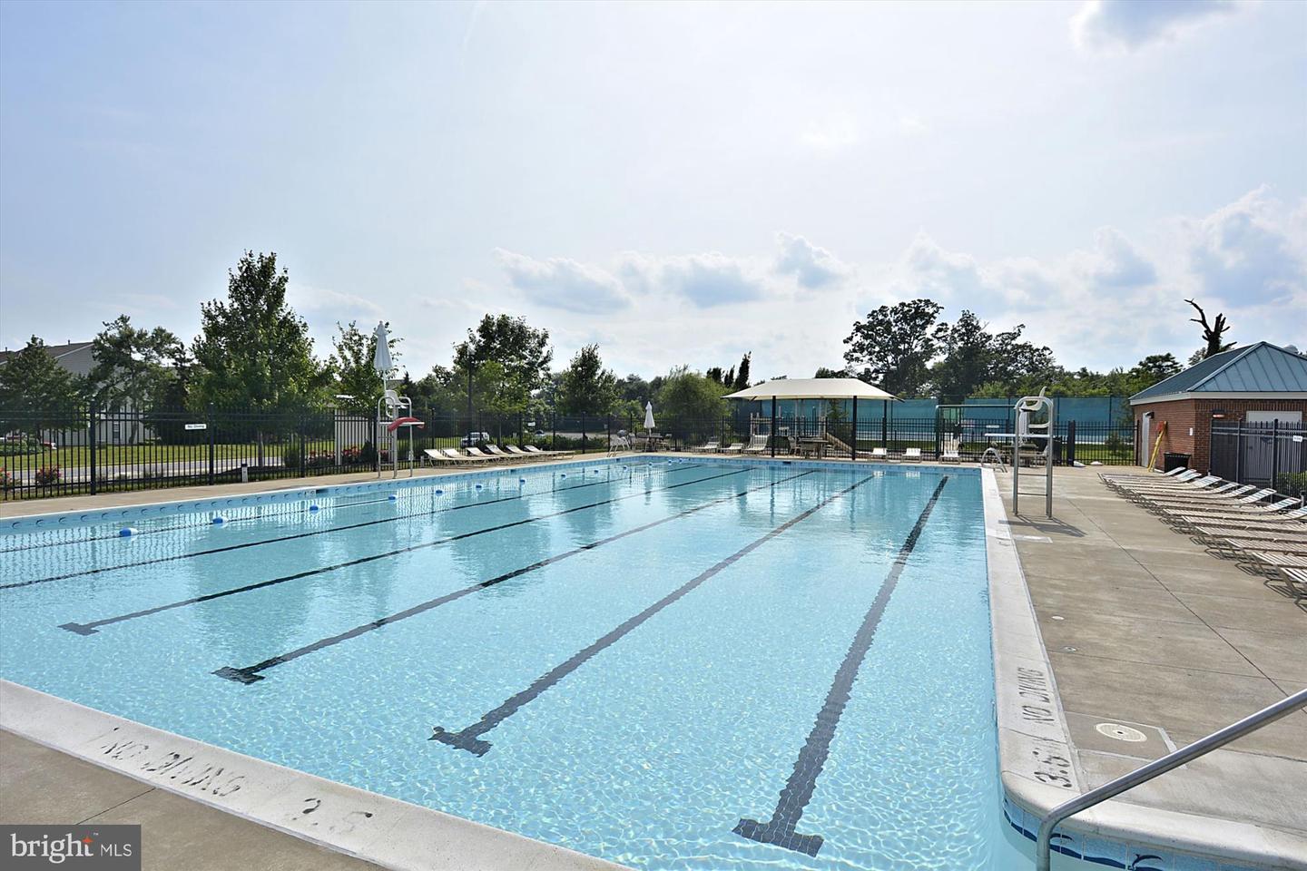 485 HARBOR SIDE ST #411, WOODBRIDGE, Virginia 22191, 2 Bedrooms Bedrooms, ,2 BathroomsBathrooms,Residential,For sale,485 HARBOR SIDE ST #411,VAPW2093480 MLS # VAPW2093480