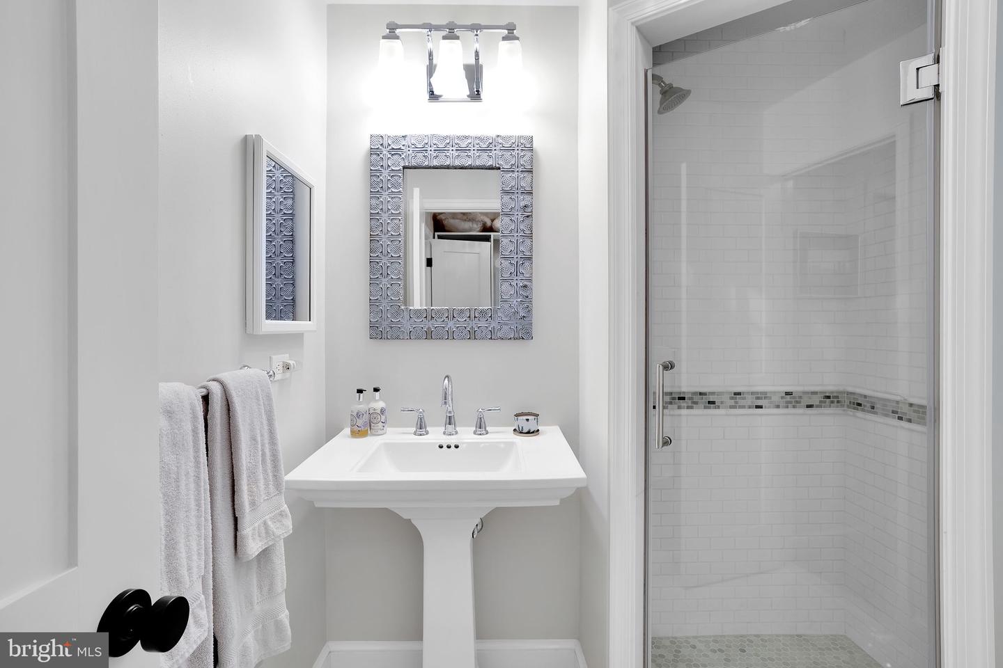 3517 TILDEN ST NW, WASHINGTON, District Of Columbia 20008, 5 Bedrooms Bedrooms, ,5 BathroomsBathrooms,Residential,For sale,3517 TILDEN ST NW,DCDC2198190 MLS # DCDC2198190