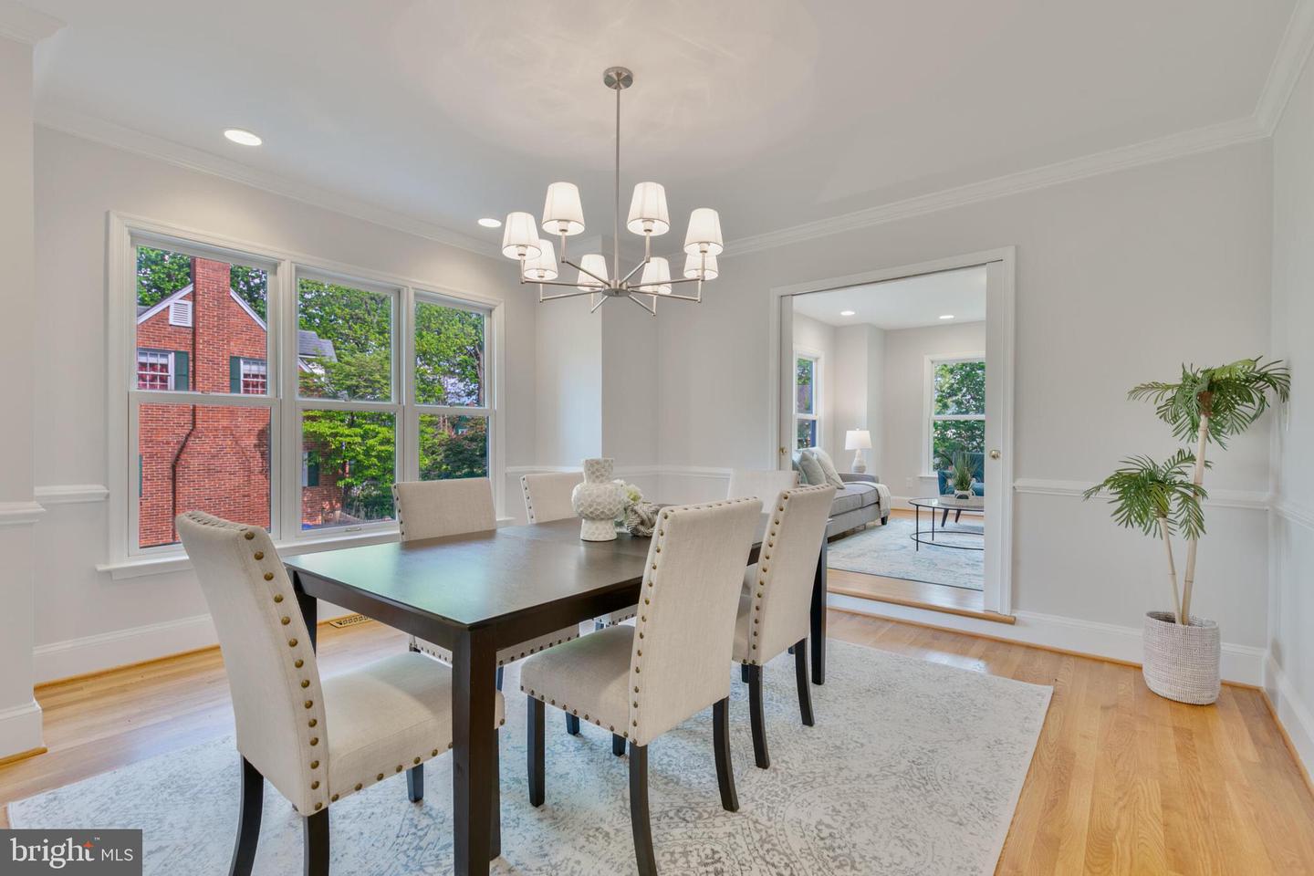 5001 14TH ST N, ARLINGTON, Virginia 22205, 5 Bedrooms Bedrooms, ,4 BathroomsBathrooms,Residential,For sale,5001 14TH ST N,VAAR2056846 MLS # VAAR2056846