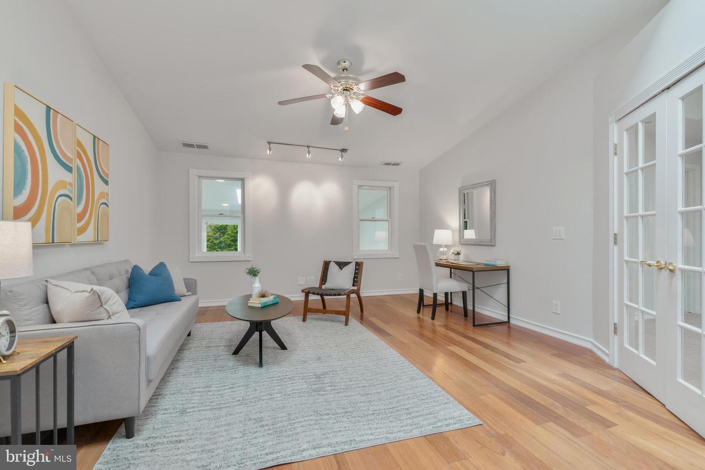 5001 14TH ST N, ARLINGTON, Virginia 22205, 5 Bedrooms Bedrooms, ,4 BathroomsBathrooms,Residential,For sale,5001 14TH ST N,VAAR2056846 MLS # VAAR2056846