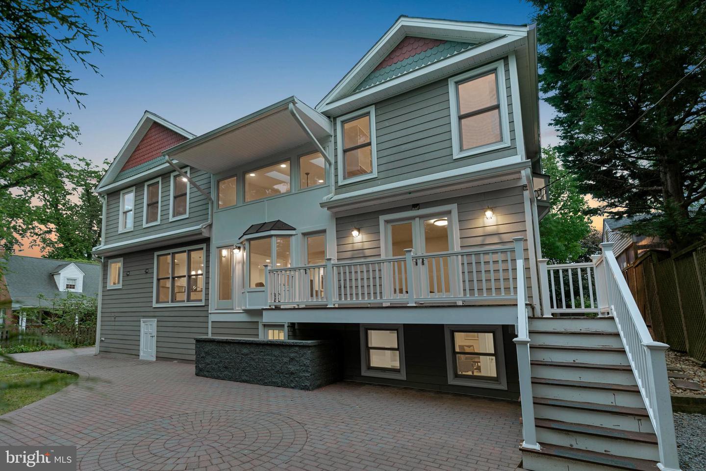 5001 14TH ST N, ARLINGTON, Virginia 22205, 5 Bedrooms Bedrooms, ,4 BathroomsBathrooms,Residential,For sale,5001 14TH ST N,VAAR2056846 MLS # VAAR2056846