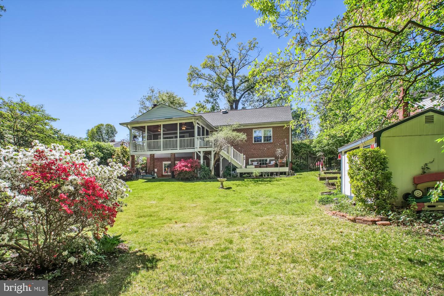 3109 VALLEY LN, FALLS CHURCH, Virginia 22044, 4 Bedrooms Bedrooms, ,3 BathroomsBathrooms,Residential,For sale,3109 VALLEY LN,VAFX2237568 MLS # VAFX2237568