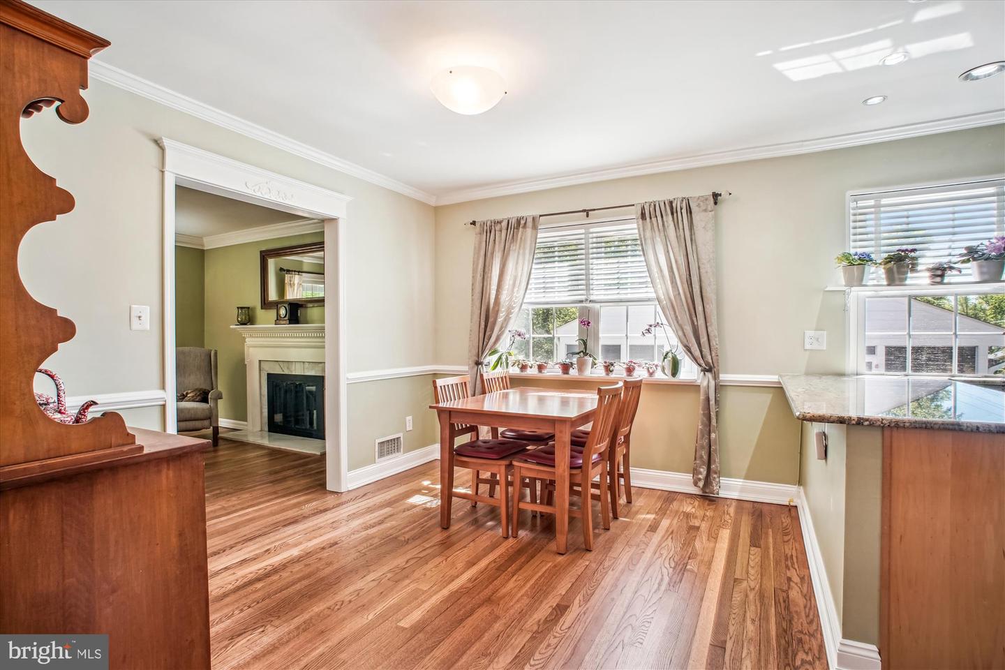 3109 VALLEY LN, FALLS CHURCH, Virginia 22044, 4 Bedrooms Bedrooms, ,3 BathroomsBathrooms,Residential,For sale,3109 VALLEY LN,VAFX2237568 MLS # VAFX2237568