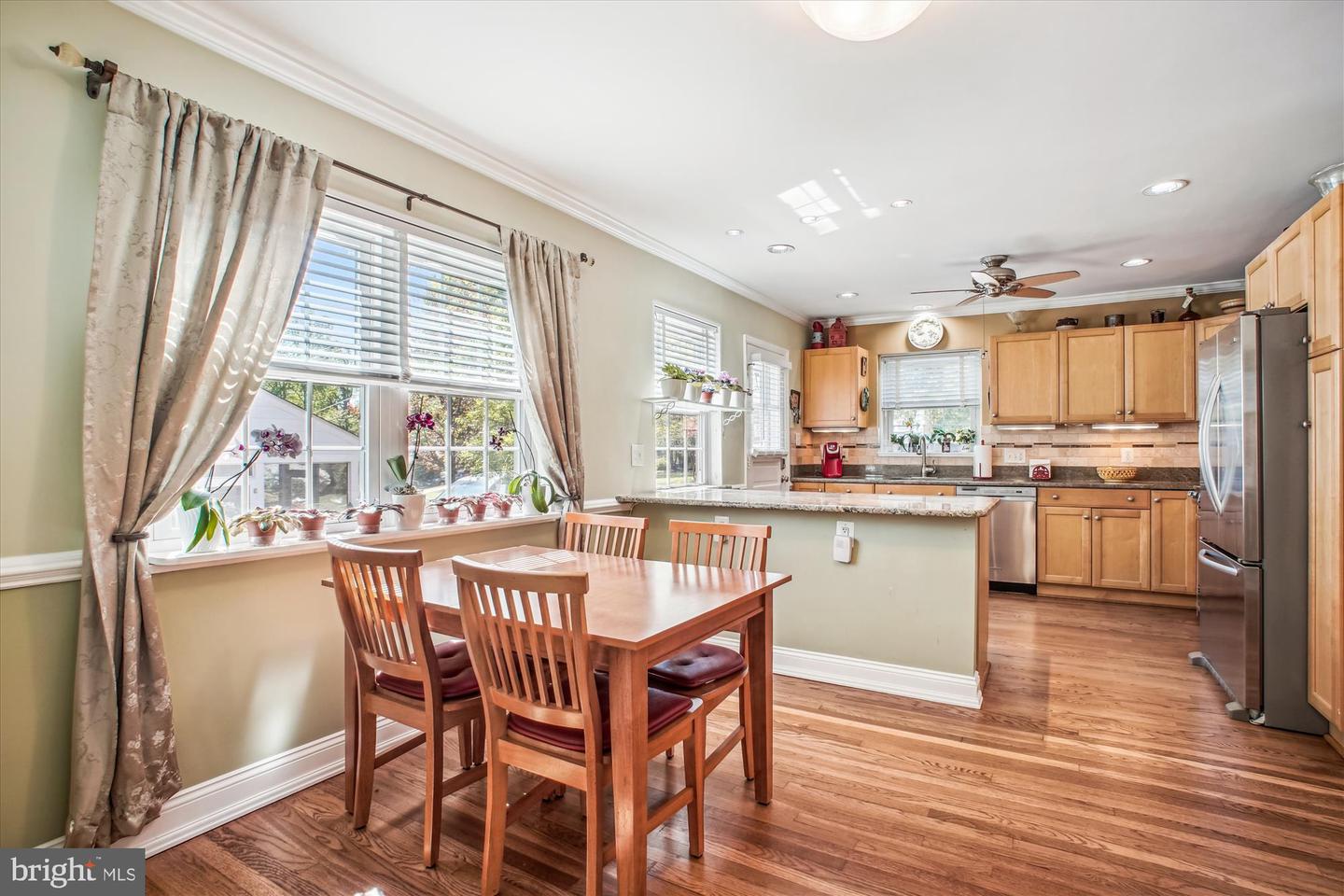 3109 VALLEY LN, FALLS CHURCH, Virginia 22044, 4 Bedrooms Bedrooms, ,3 BathroomsBathrooms,Residential,For sale,3109 VALLEY LN,VAFX2237568 MLS # VAFX2237568