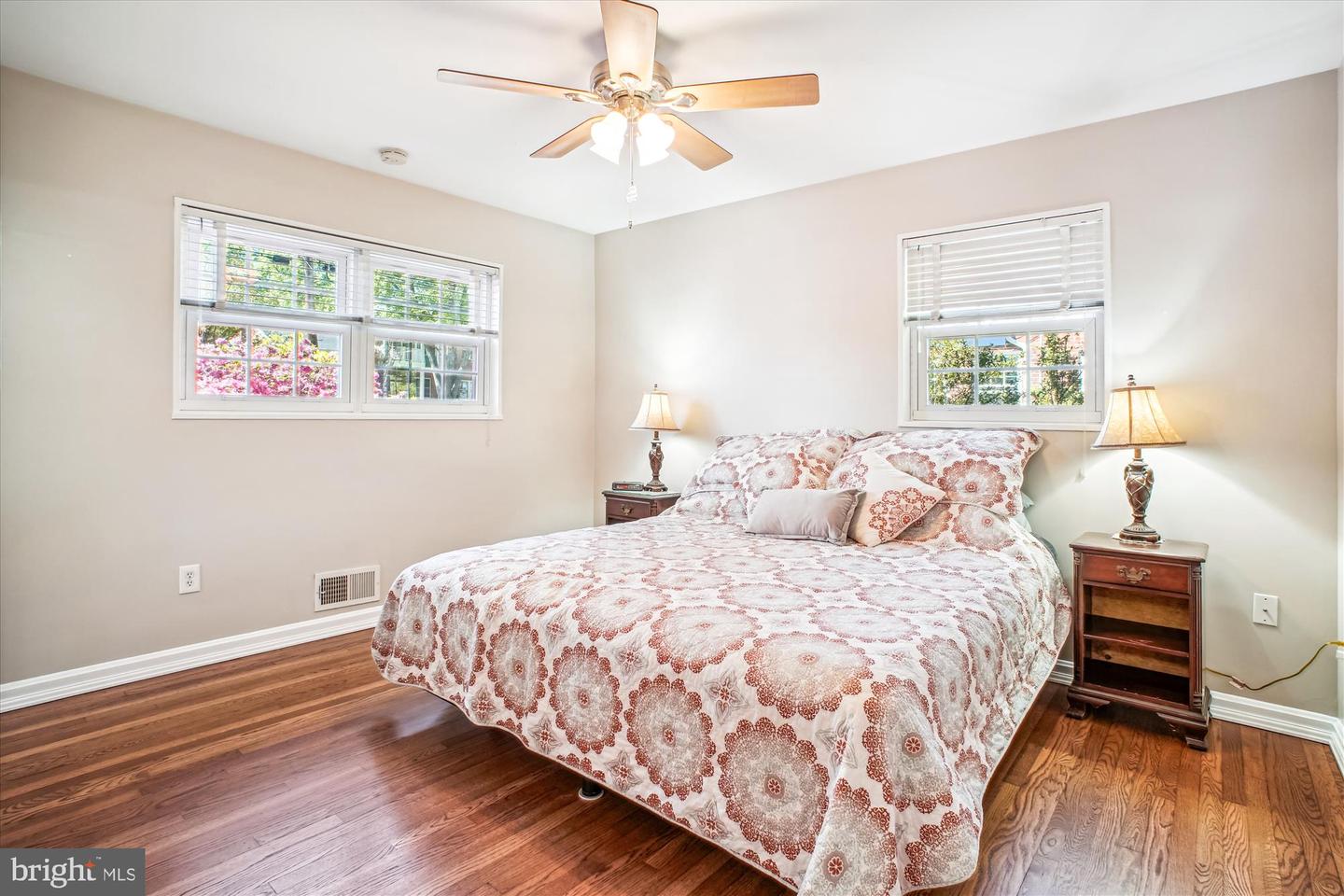 3109 VALLEY LN, FALLS CHURCH, Virginia 22044, 4 Bedrooms Bedrooms, ,3 BathroomsBathrooms,Residential,For sale,3109 VALLEY LN,VAFX2237568 MLS # VAFX2237568