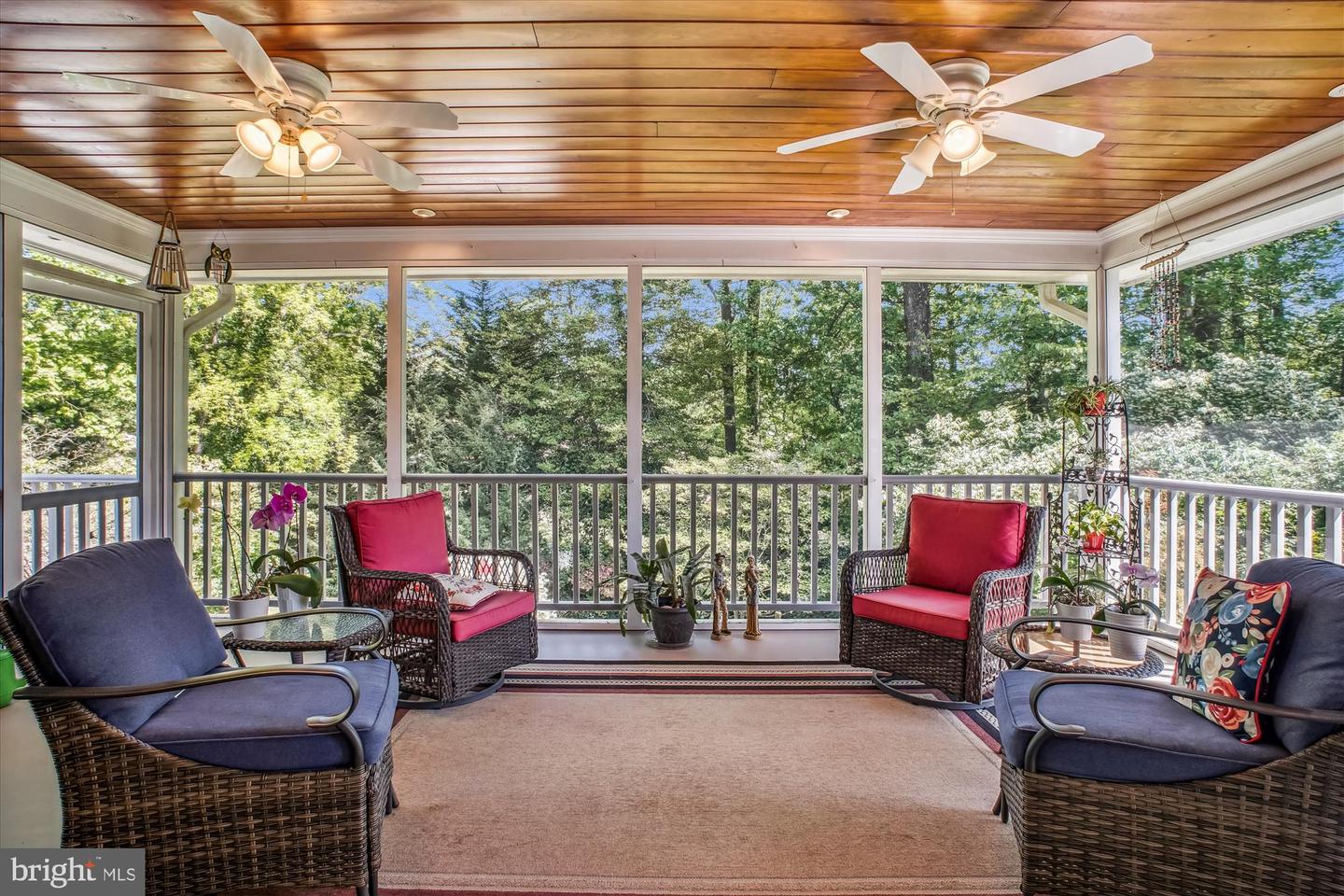 3109 VALLEY LN, FALLS CHURCH, Virginia 22044, 4 Bedrooms Bedrooms, ,3 BathroomsBathrooms,Residential,For sale,3109 VALLEY LN,VAFX2237568 MLS # VAFX2237568