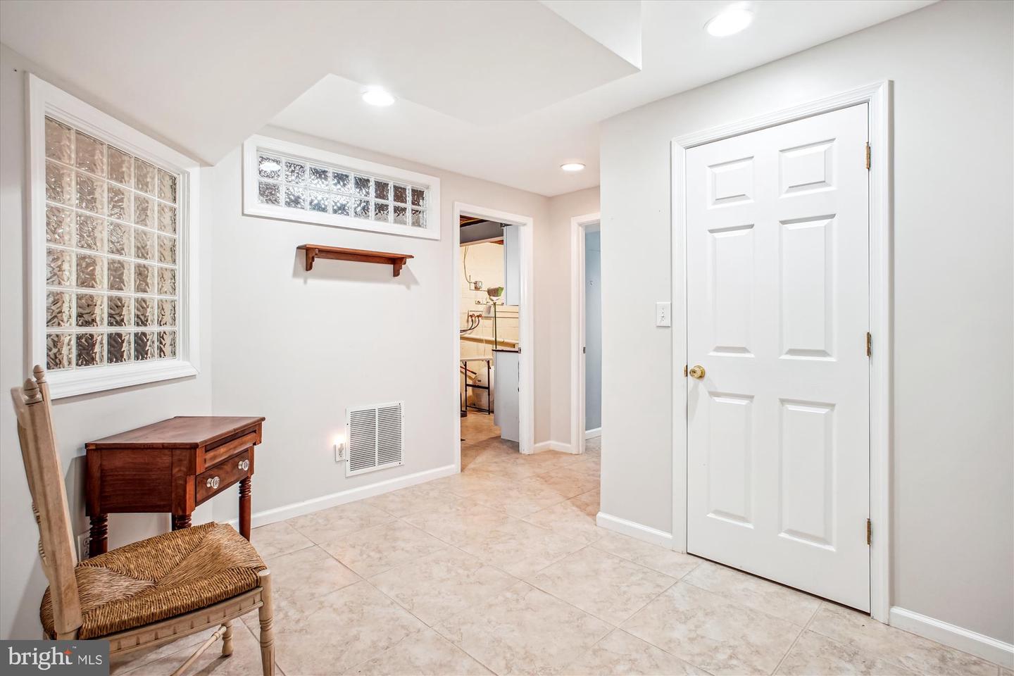 3109 VALLEY LN, FALLS CHURCH, Virginia 22044, 4 Bedrooms Bedrooms, ,3 BathroomsBathrooms,Residential,For sale,3109 VALLEY LN,VAFX2237568 MLS # VAFX2237568