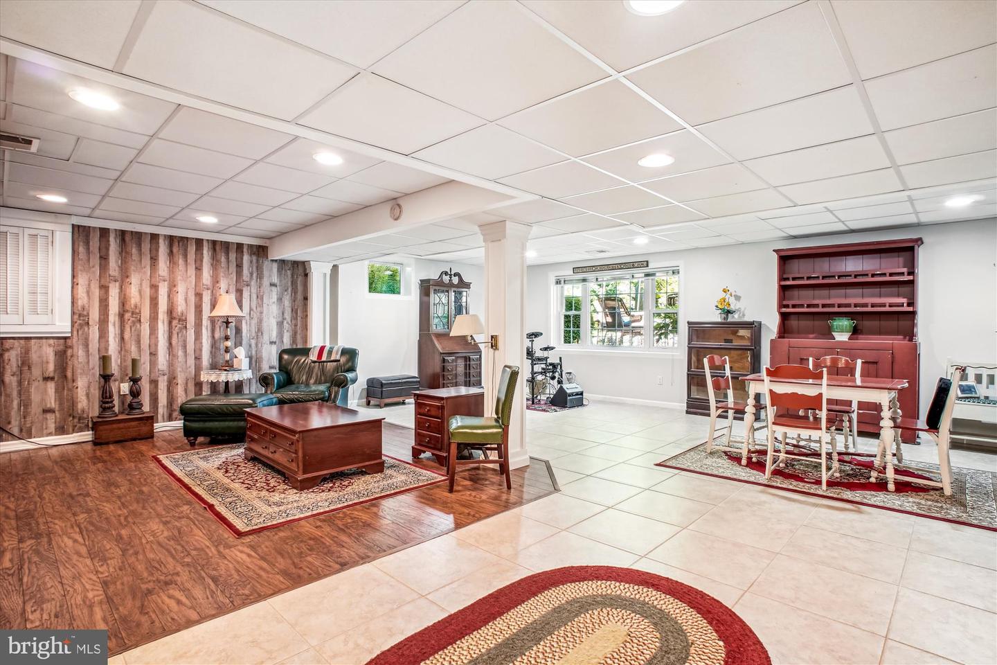 3109 VALLEY LN, FALLS CHURCH, Virginia 22044, 4 Bedrooms Bedrooms, ,3 BathroomsBathrooms,Residential,For sale,3109 VALLEY LN,VAFX2237568 MLS # VAFX2237568