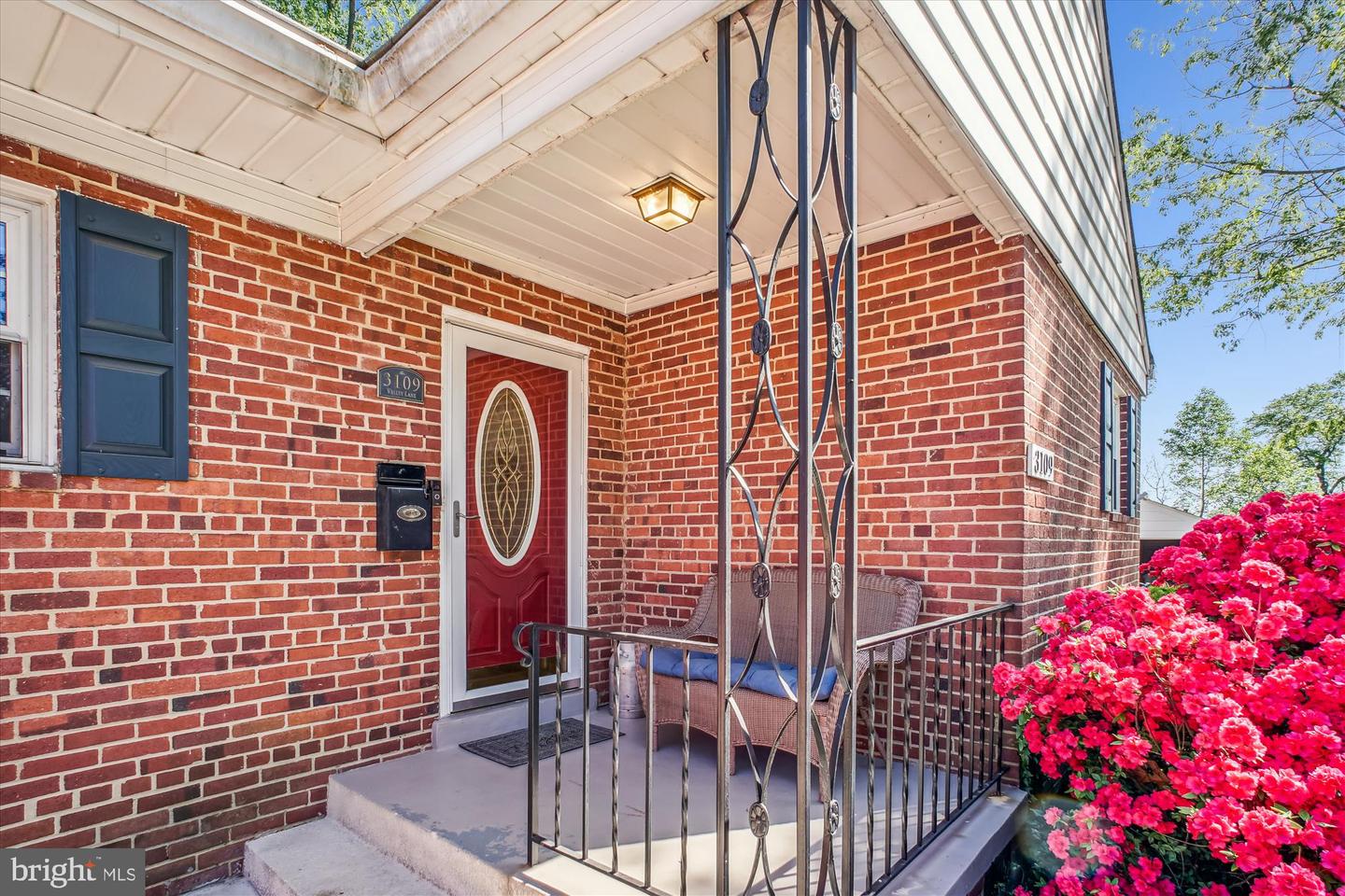 3109 VALLEY LN, FALLS CHURCH, Virginia 22044, 4 Bedrooms Bedrooms, ,3 BathroomsBathrooms,Residential,For sale,3109 VALLEY LN,VAFX2237568 MLS # VAFX2237568