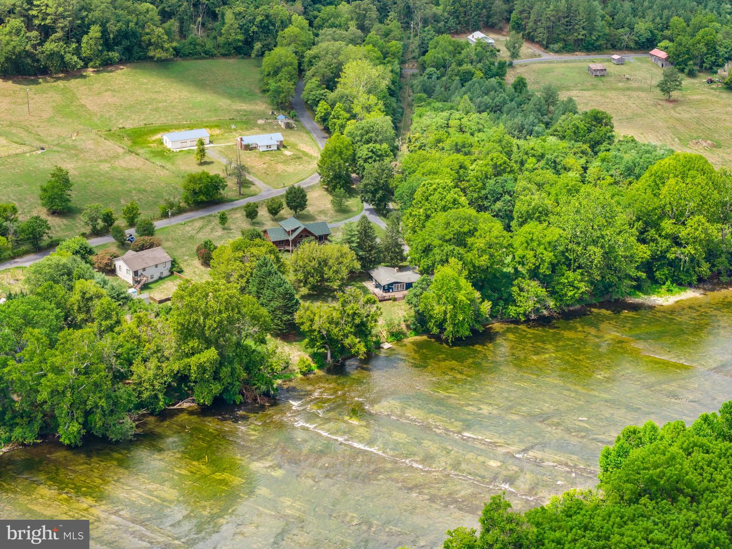 378 PANHANDLE RD, BENTONVILLE, Virginia 22610, 3 Bedrooms Bedrooms, ,2 BathroomsBathrooms,Residential,For sale,378 PANHANDLE RD,VAWR2011042 MLS # VAWR2011042