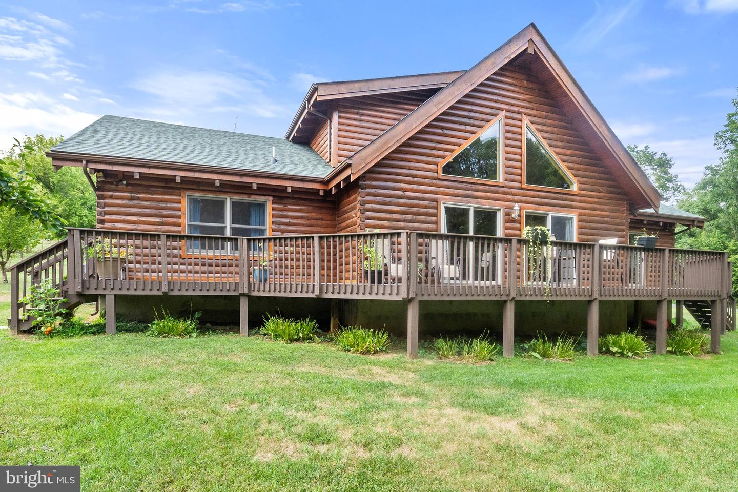 378 PANHANDLE RD, BENTONVILLE, Virginia 22610, 3 Bedrooms Bedrooms, ,2 BathroomsBathrooms,Residential,For sale,378 PANHANDLE RD,VAWR2011042 MLS # VAWR2011042