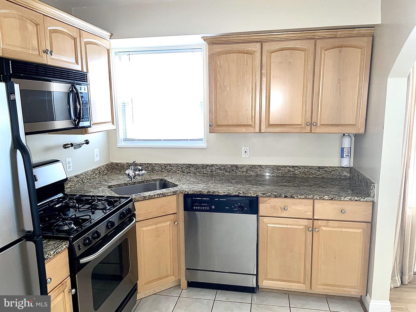 401 EVARTS ST NE #303, WASHINGTON, District Of Columbia 20017, 1 Bedroom Bedrooms, ,1 BathroomBathrooms,Residential,For sale,401 EVARTS ST NE #303,DCDC2198206 MLS # DCDC2198206