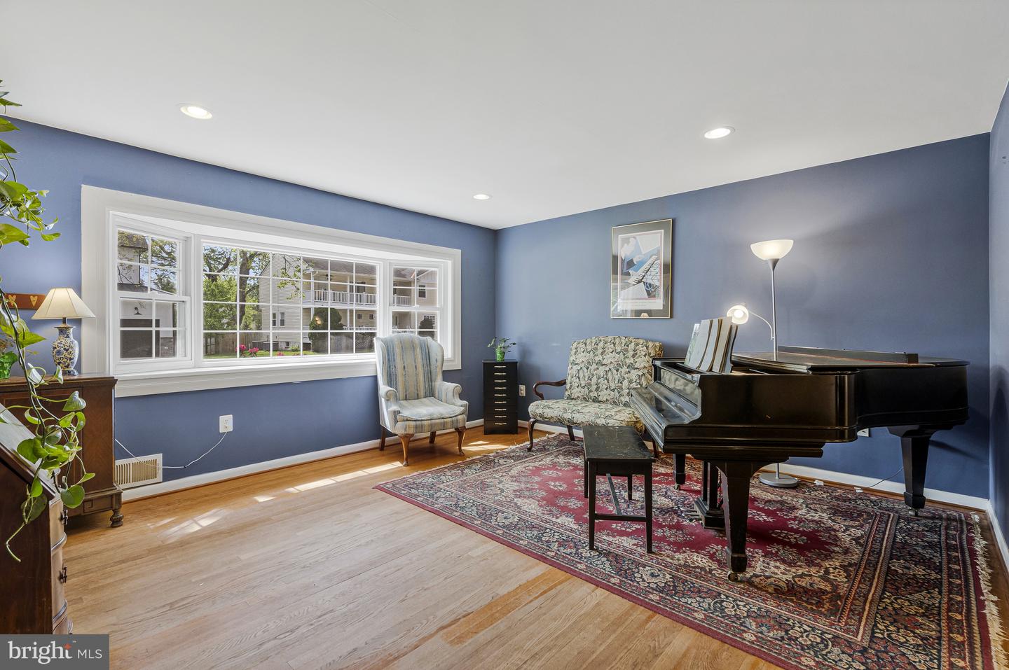 314 CHARLES ST SE, VIENNA, Virginia 22180, 5 Bedrooms Bedrooms, ,5 BathroomsBathrooms,Residential,For sale,314 CHARLES ST SE,VAFX2237866 MLS # VAFX2237866