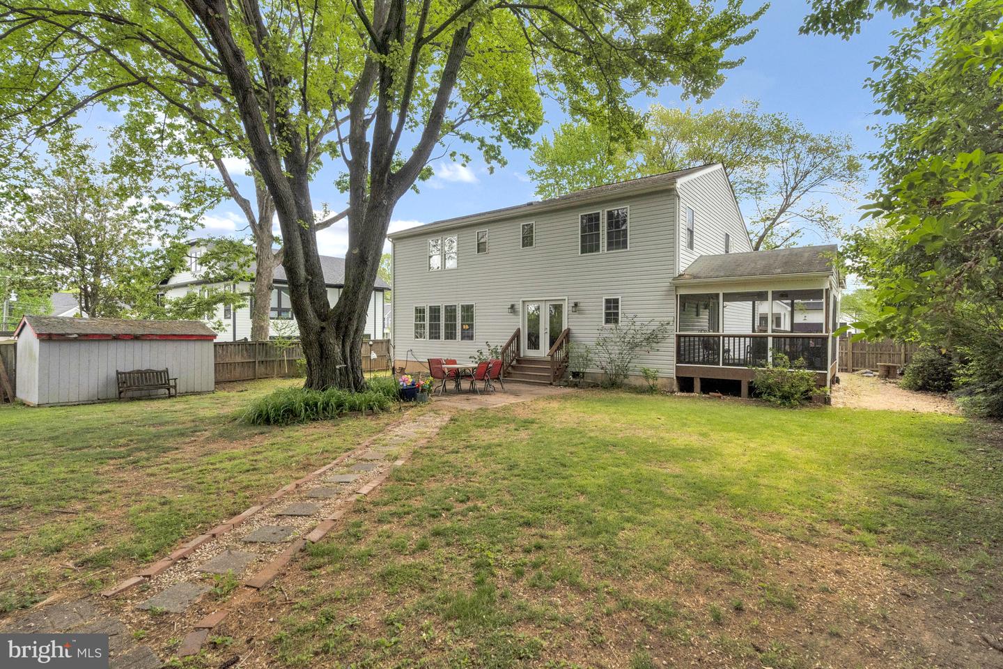 314 CHARLES ST SE, VIENNA, Virginia 22180, 5 Bedrooms Bedrooms, ,5 BathroomsBathrooms,Residential,For sale,314 CHARLES ST SE,VAFX2237866 MLS # VAFX2237866